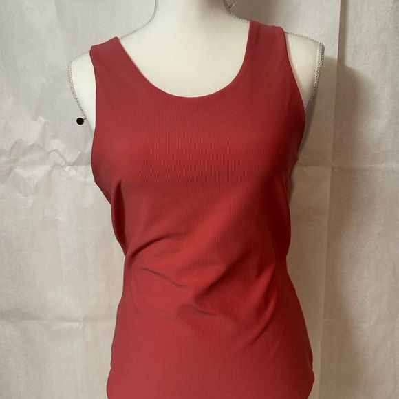 32 Degrees Women's Scarlet Tank Top - Picture 4 of 8